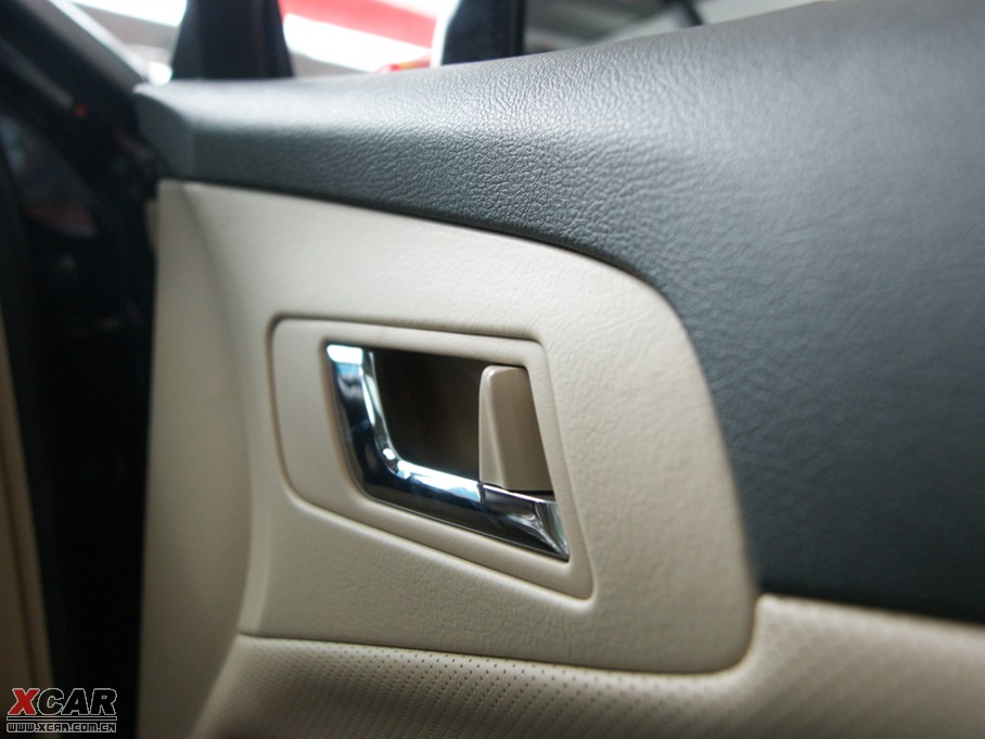 2010ʹ 3.0L Royal Saloon