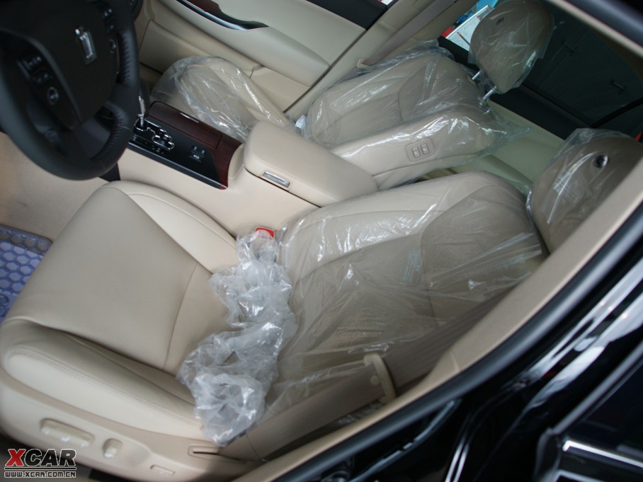 2010ʹ 3.0L Royal Saloon