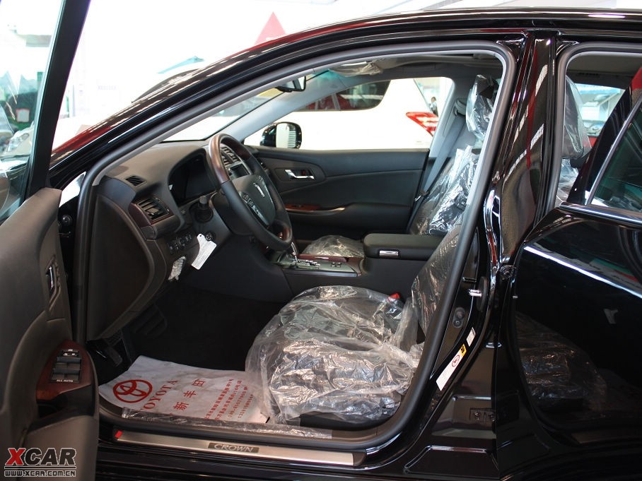 2010ʹ 4.3L Royal Saloon