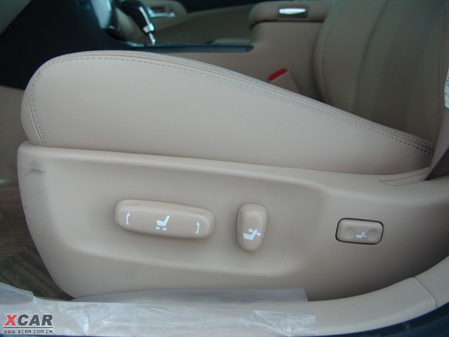 2010ʹ 2.5L Royal Ƥ