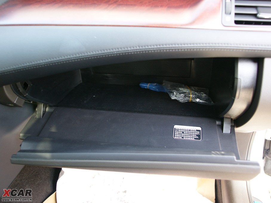 2010ʹ 3.0L Royal Saloon VIP