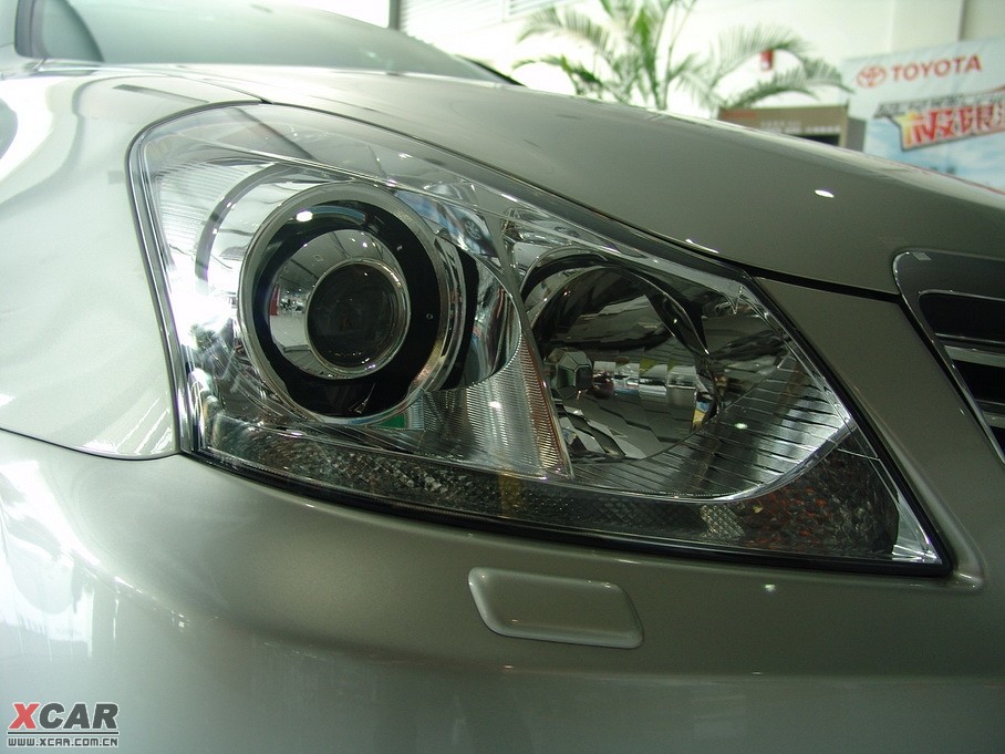 2010ʹ 2.5L Royal Ƥ