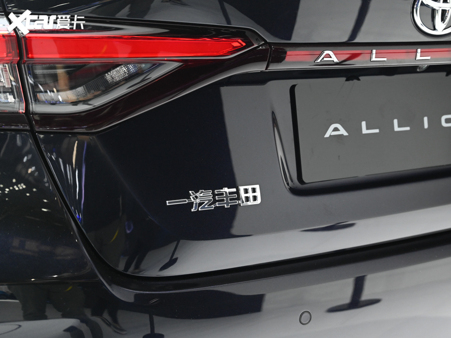 2021ު{ 2.0L CVTŞ