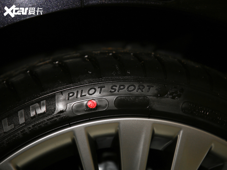 2021ު{ 2.0L CVTŞ