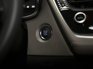 20212.0L CVTŞ п؅^(q)