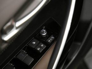 20212.0L CVTŞ п؅^