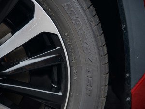 2021款2.5L HEV四驱旗舰版 轮胎尺寸