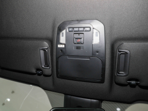 20212.5L HEV򌾫Ӣ п؅^