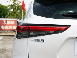 20212.5L HEV򌾫Ӣ ^