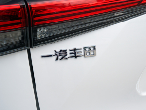 20212.5L HEV򌾫Ӣ ^