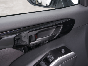 20212.5L HEV򌾫Ӣ п؅^