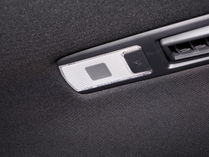 20212.5L HEV򌾫Ӣ п؅^