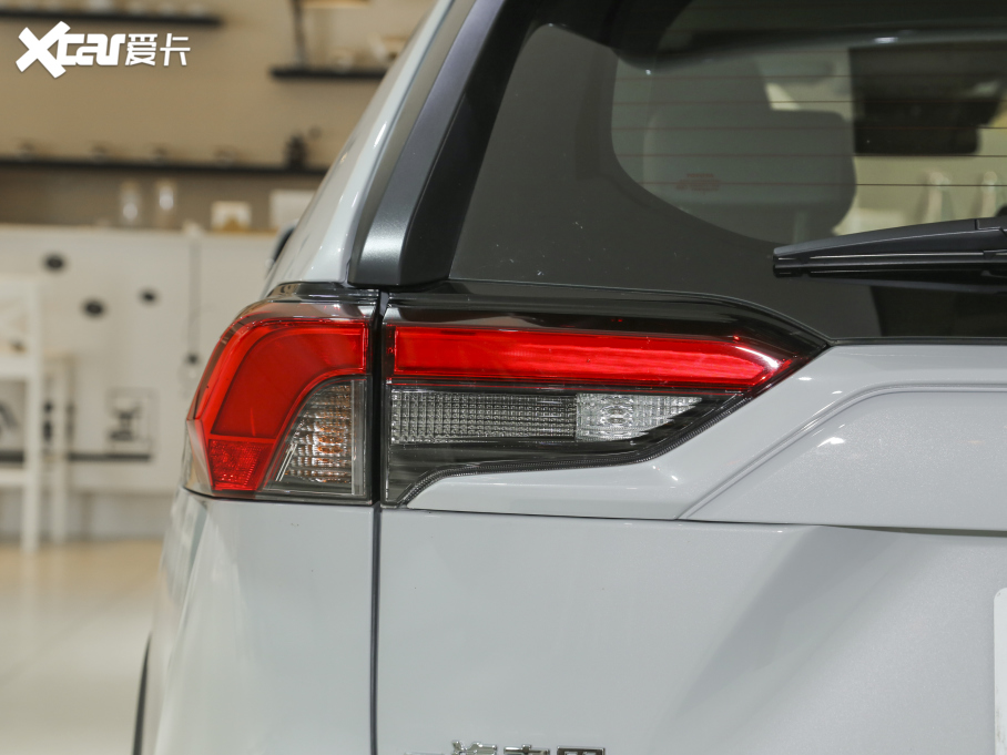 2021RAV4spE+ 2.5L 򌾫ӢPro