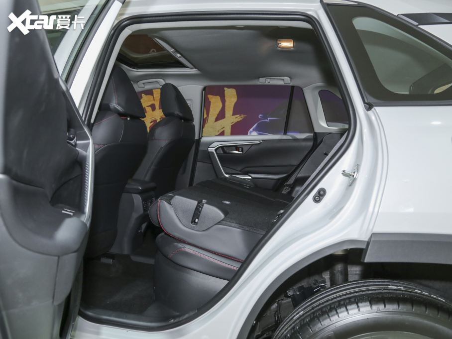 2021��RAV4�s���p��E+ 2.5L ��򌾫ӢPro