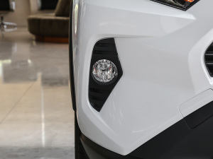 20212.0L CVT(q)L(fng)Plus (x)(ji)^