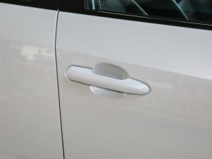 20212.0L CVT(q)L(fng)Plus (x)(ji)^