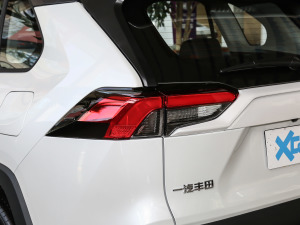 20212.0L CVT(q)L(fng)Plus (x)(ji)^