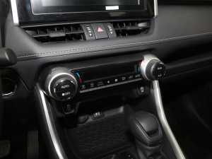 20212.0L CVTLа п؅^