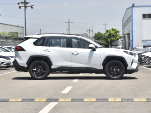 2021款双擎 2.5L CVT四驱旗舰版 整体外观