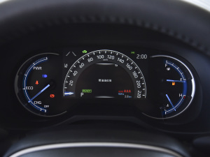 2021款双擎 2.5L CVT四驱旗舰版 仪表