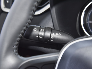 2021款双擎 2.5L CVT四驱旗舰版 中控区