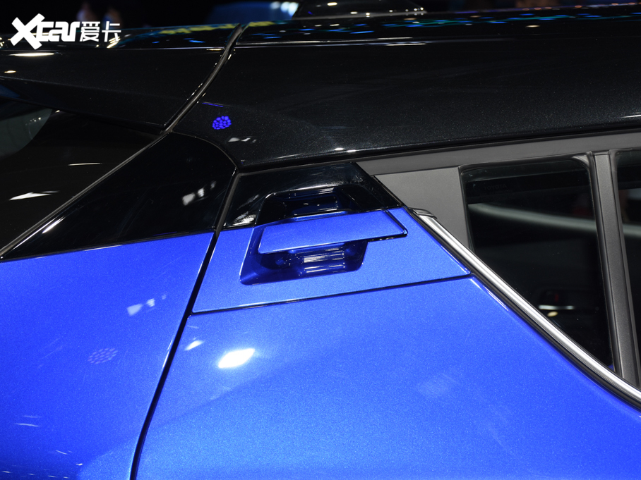 2021ȝIZOAp p 2.0L Ű