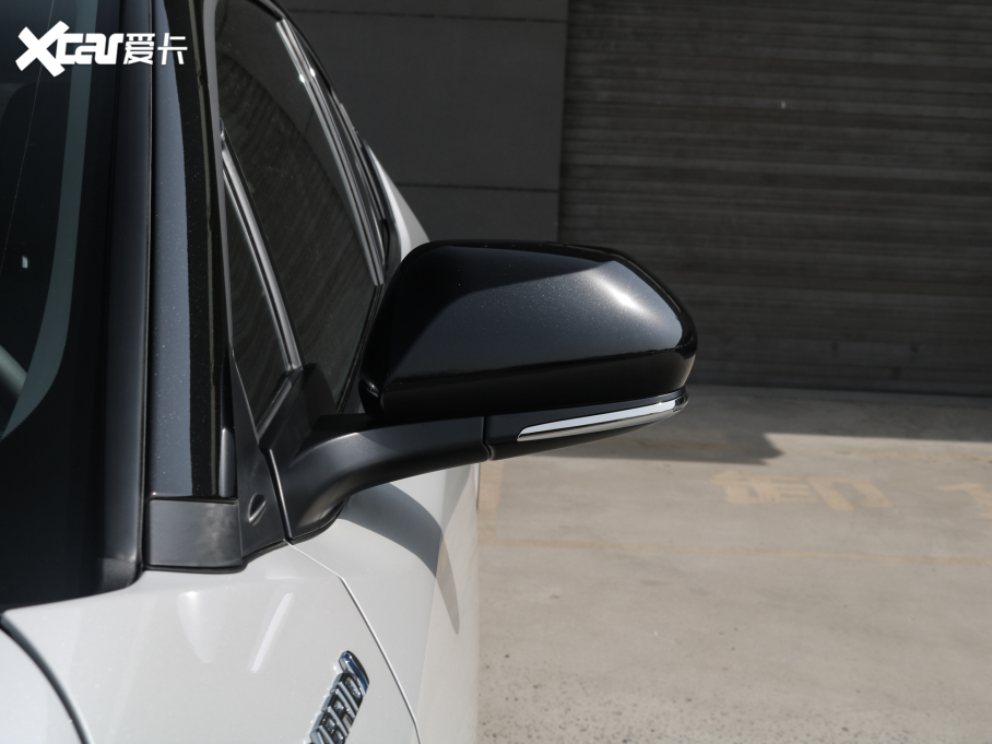 2021ȝIZOAp p 2.0L Y