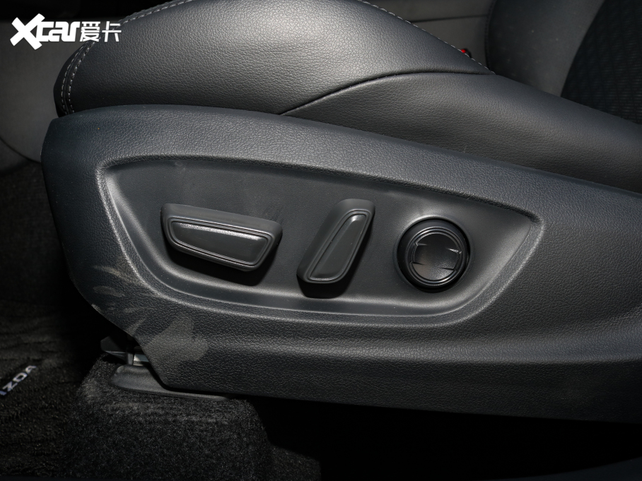 2021ȝIZOAp p 2.0L Y