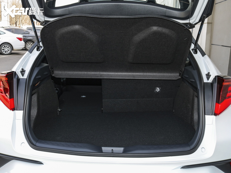 2021ȝIZOAp p 2.0L Y