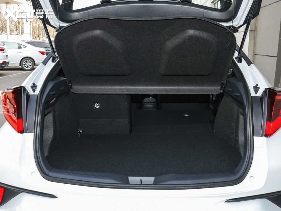 2021ȝIZOAp p 2.0L Y