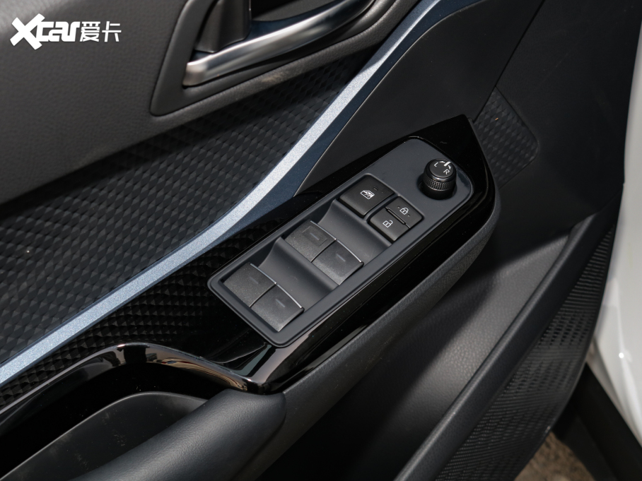 2021ȝIZOAp p 2.0L Y