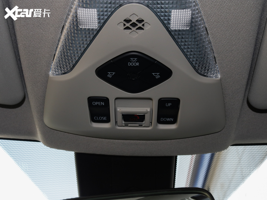 2021ȝIZOAp p 2.0L Y