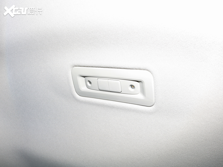 2021ȝIZOAp p 2.0L Y