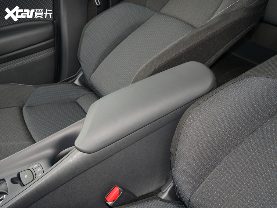 2021ȝIZOAp p 2.0L а