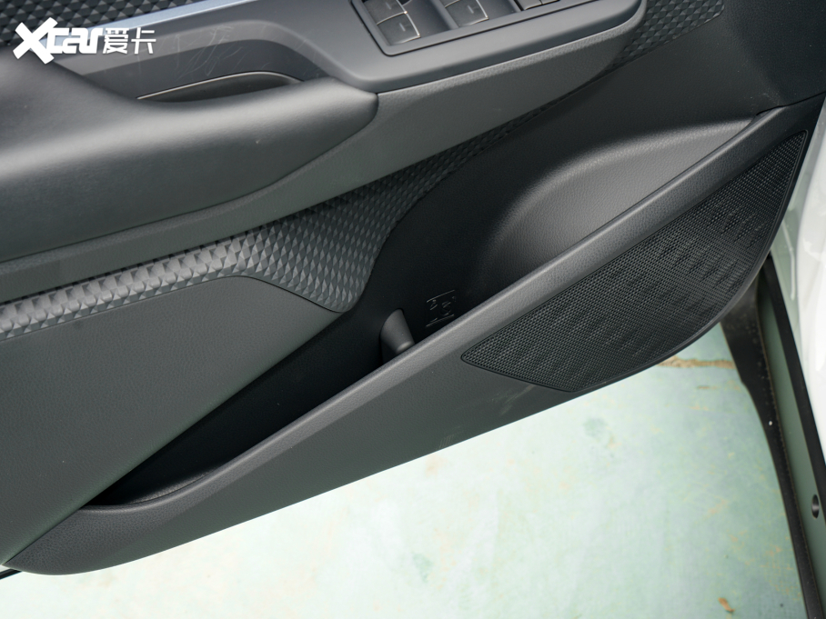 2021ȝIZOAp p 2.0L а