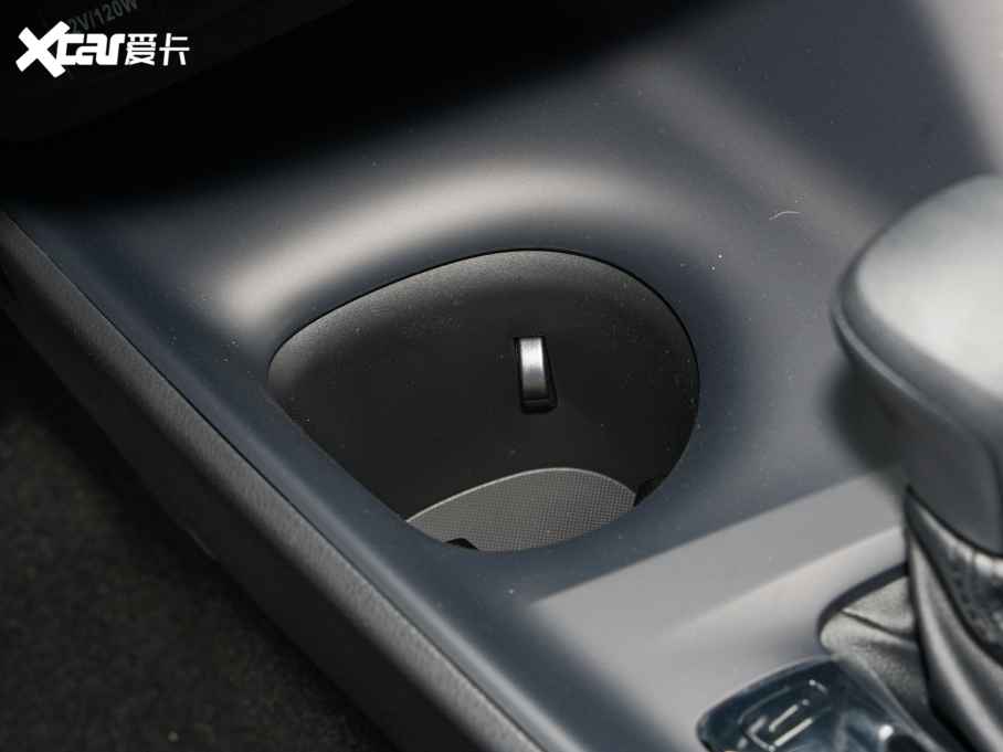 2021ȝIZOAp p 2.0L а