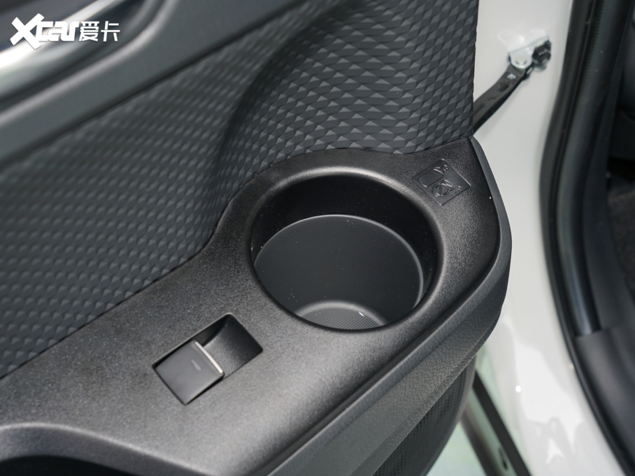 2021ȝIZOAp p 2.0L а