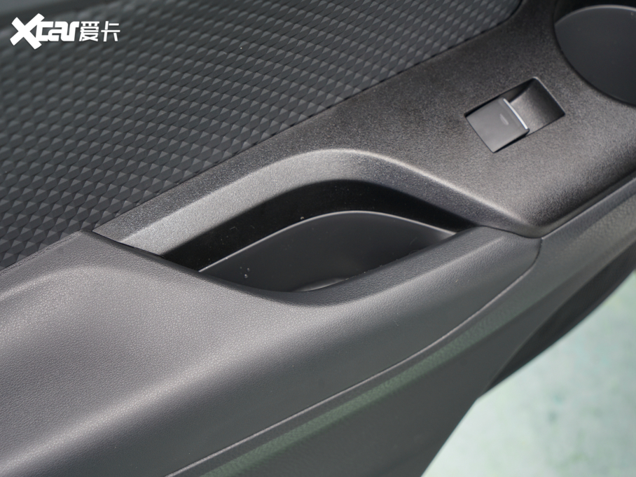 2021ȝIZOAp p 2.0L а