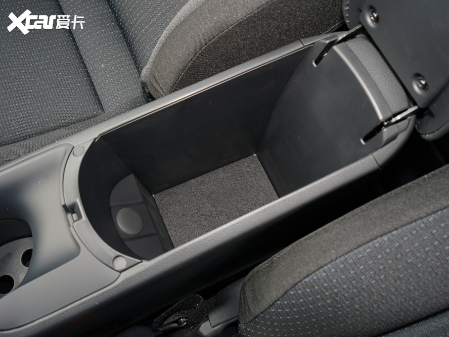 2021ȝIZOAp p 2.0L а