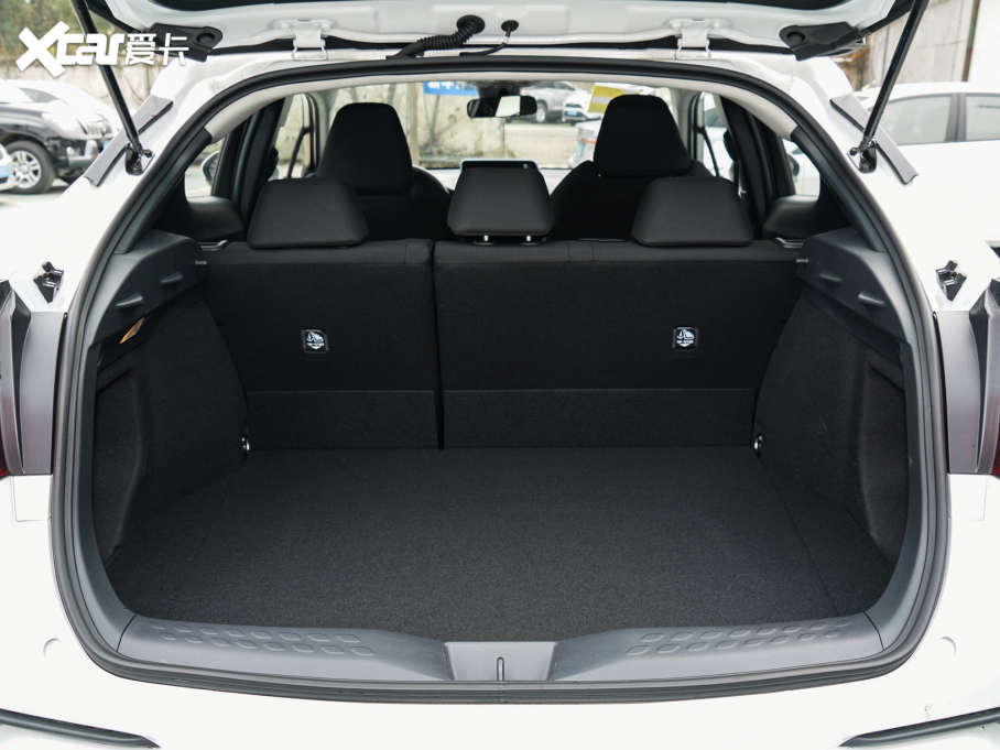 2021ȝIZOAp p 2.0L а