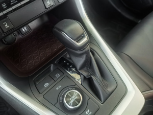 20212.5L 򌾫ӢPro п؅^