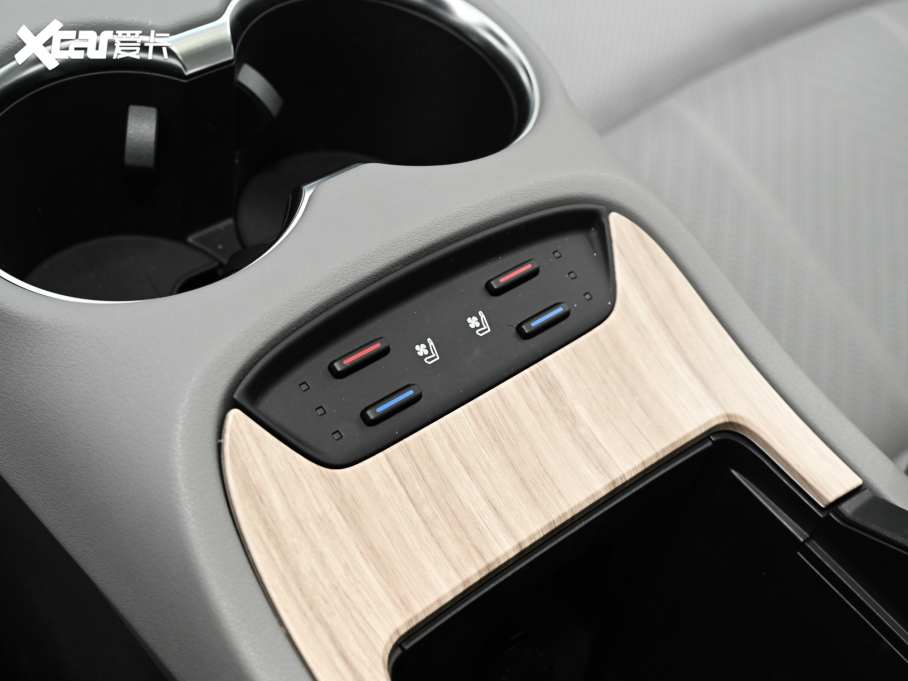 2022HARRIER 2.0L CVT(q)Ş