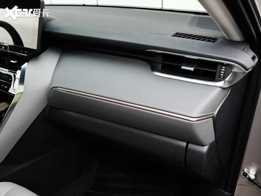 2022HARRIER 2.0L CVT(q)Ş