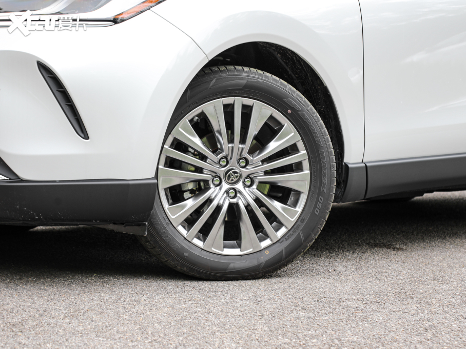 2022HARRIER p 2.5L CVTŞ