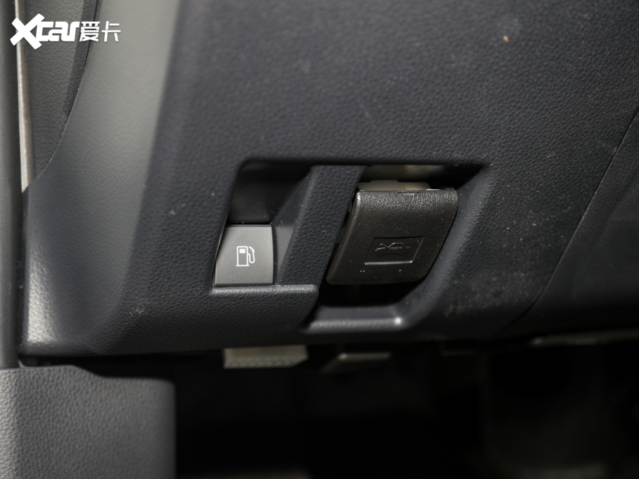 2022HARRIER p 2.5L CVT(q)Ş