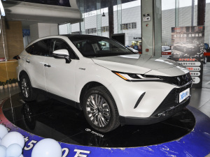 2022款双擎 2.5L CVT四驱尊享版 整体外观