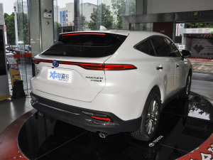 2022款双擎 2.5L CVT四驱尊享版 右后45度