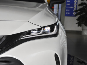 2022p 2.5L CVT(q) (x)(ji)^