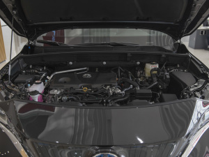 2022款双擎 2.5L CVT两驱豪华版 发动机