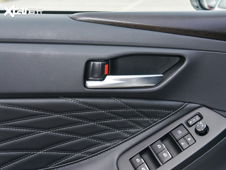 2022 2.5L TouringF